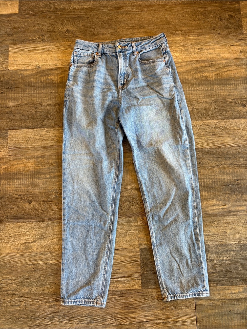 American Eagle Outfitters Light Wash High Rise Women's Jeans